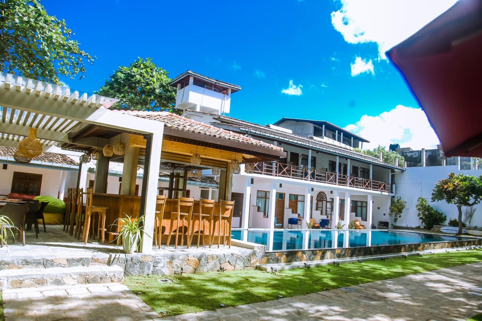Hotel Surf Sea Breeze Mirissa Exterior foto