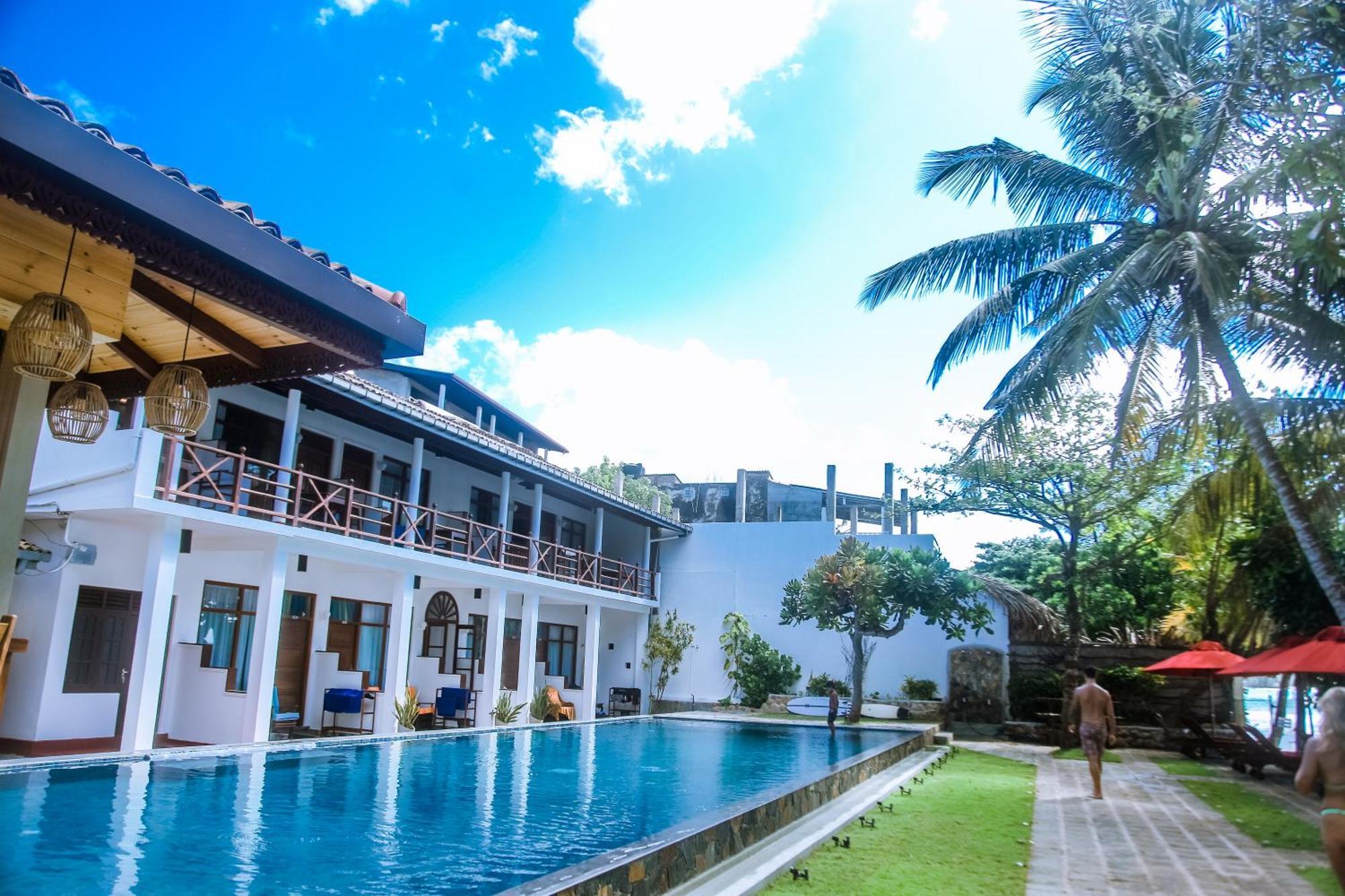 Hotel Surf Sea Breeze Mirissa Exterior foto